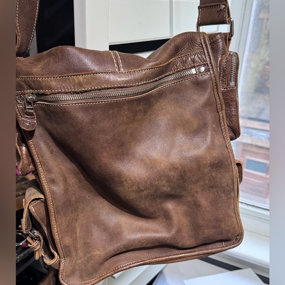 🌟HOST PICK🌟 Vintage ROOTS Milano Tribe Messenger / Laptop  Shoulder Bag✨ - Picture 15 of 16